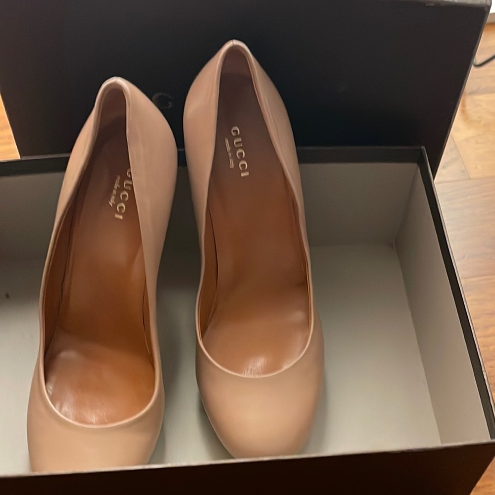 Gucci stilettos 4.25 inch